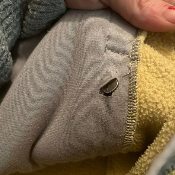 The North Face Yellow Grey Polartec Recycled Fleece Zip Up Jacket Size Womens XS - Picture 16 of 16